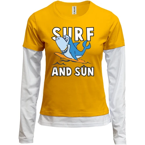 Женский лонгслив Комби с акулой серфингистом и надписью "Surf and sun"