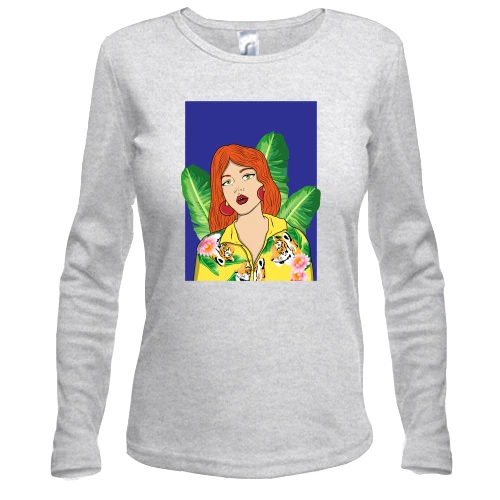 Женский лонгслив Redhead girl with leaves