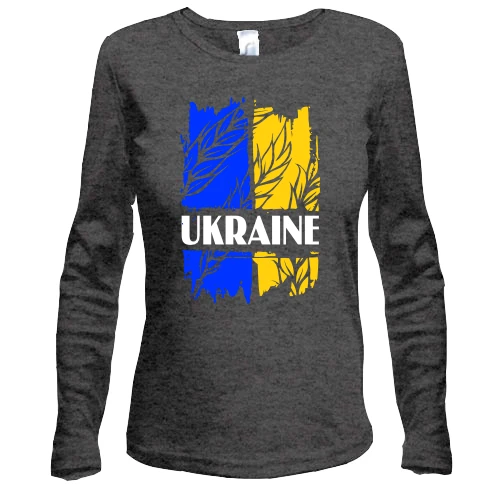 Жіночий лонгслів з написом "Ukraine" на фоні прапора