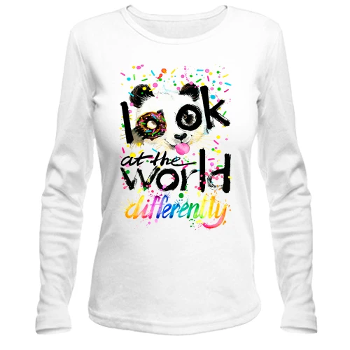 Женский лонгслив Look at the world differently с пандой