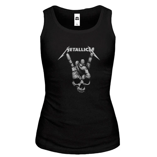 Женская майка с логотипом Metallica и черепом, переходящим в жест «коза»