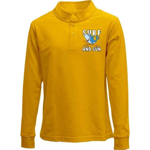 Детский лонгслив поло, Желтый, с акулой серфингистом и надписью "Surf and sun"