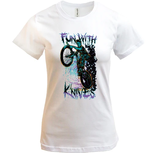 Женская футболка, белый, со скелетом на байке "fun with knives"
